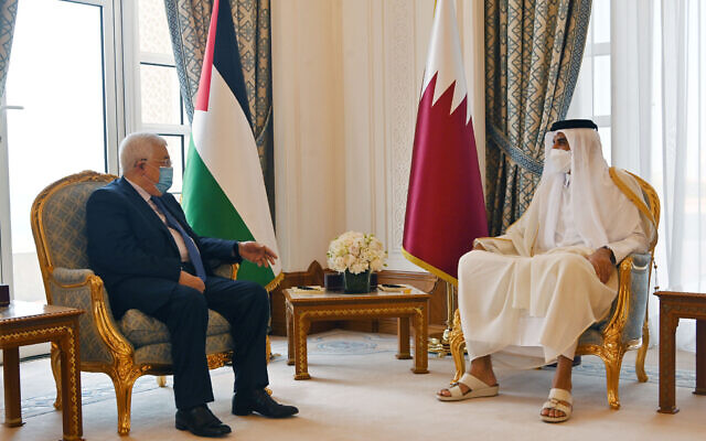 Palestinian Authority President Mahmoud Abbas meets with Qatari Emir Tamim bin Hamad Al Thani in Doha on November 30, 2021. (WAFA)