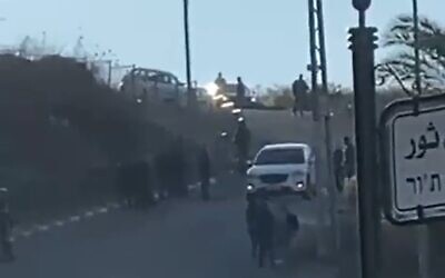 The scene where a school principal was shot in the northern city of Arraba, November 22, 2021 (Screen grab/Kan)
