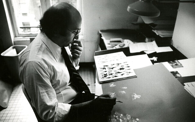 Milton Glaser’s designs came from a deep love and appreciation for the city, and they championed the idea that art can exist anywhere. As the New York Times wrote on Milton Glaser’s 90th birthday, 'no one hearts NY quite like Milton Glaser.' (Cosmos Sarchiapone/via JTA)