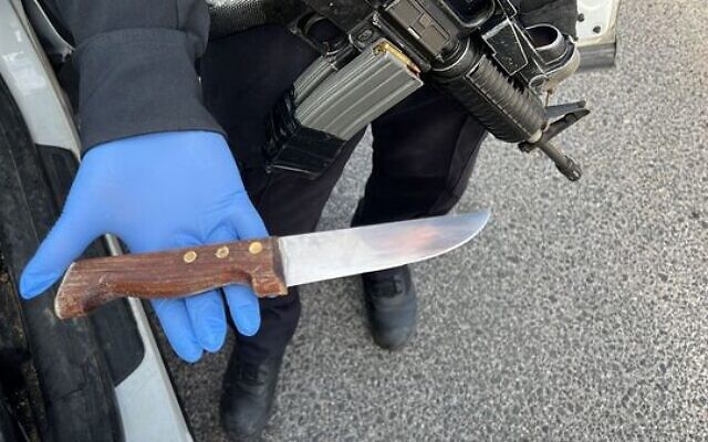 A knife that the Israeli military says was used in an attempted stabbing attack at the Gitai Avishar Junction in the northern West Bank on December 31, 2021. (Israel Defense Forces) A knife that the Israeli military says was used in an attempted stabbing attack at the Gitai Avishar Junction in the northern West Bank on December 31, 2021. (Israel Defense Forces)