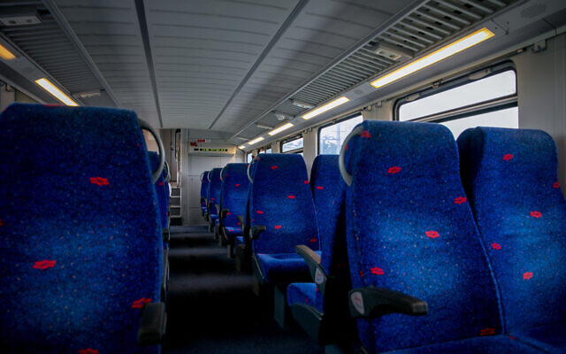 Seats on the train to Haifa, on March 17, 2020. (Yossi Aloni/Flash90) Seats on the train to Haifa, on March 17, 2020. (Yossi Aloni/Flash90)