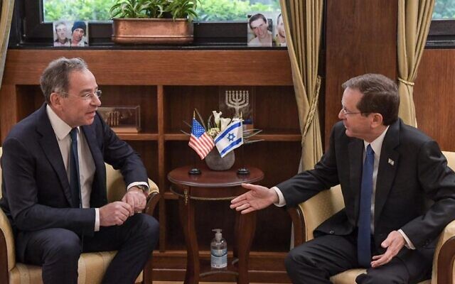 President Isaac Herzog (R) speaks with US ambassador to Israel Thomas Nides at Beit Hanasi in Jerusalem, December 5, 2021 (Kobi Gideon/GPO) President Isaac Herzog (R) speaks with US ambassador to Israel Thomas Nides at Beit Hanasi in Jerusalem, December 5, 2021 (Kobi Gideon/GPO)
