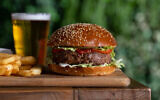 A cultivated beef burger made by Israeli company Future Meat. (Future Meat)