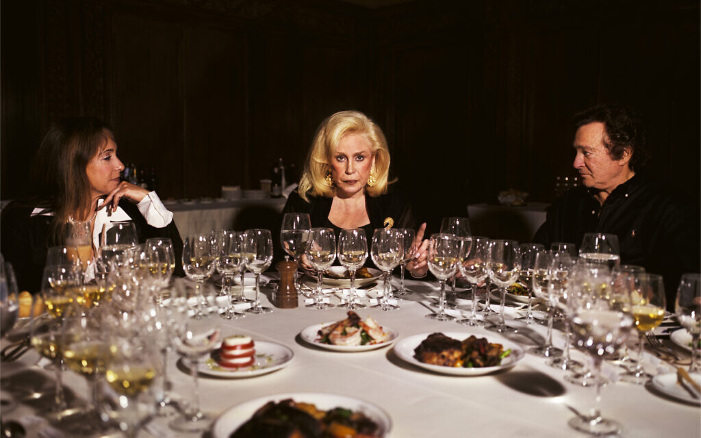 'Mom and Dad with the wedding planner,' 2008. (Gillian Laub)