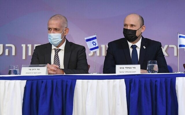 Shin Bet chief Ronen Bar (L), Prime Minister Naftali Bennett (R) October 13, 2021 (Haim Zach/GPO) Shin Bet chief Ronen Bar (L), Prime Minister Naftali Bennett (R) October 13, 2021 (Haim Zach/GPO)