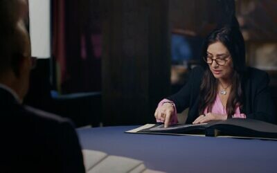 Screen capture from vidoe of Pamela Adlon appears in season 8 of Finding Your Roots (YouTube via JTA)