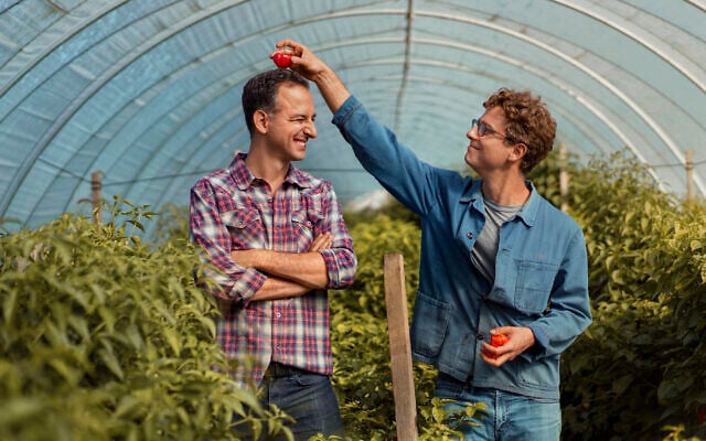 Ori Zohar, left, and Ethan Frisch, right, are the founders of the single-origin spice company Burlap & Barrel. (Mark Mahaney/ via JTA)