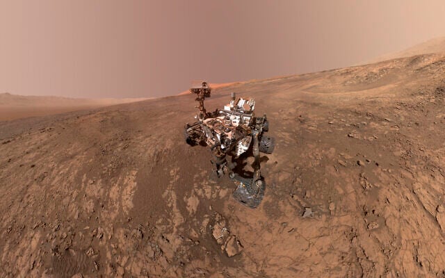This composite image made from a series of Jan. 23, 2018 photos shows a self-portrait of NASA's Curiosity Mars rover on Vera Rubin Ridge. (NASA/JPL-Caltech/MSSS via AP) This composite image made from a series of Jan. 23, 2018 photos shows a self-portrait of NASA's Curiosity Mars rover on Vera Rubin Ridge. (NASA/JPL-Caltech/MSSS via AP)