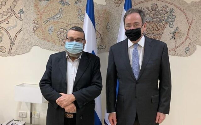 [United Torah Judaism chairman MK Moshe Gafni (L) meets with US Ambassador to Israel Tom Nides in the Knesset on January 24, 2022. (US Embassy in Israel) [United Torah Judaism chairman MK Moshe Gafni (L) meets with US Ambassador to Israel Tom Nides in the Knesset on January 24, 2022. (US Embassy in Israel)