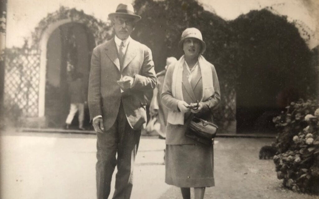 Jules and Marie-Louise Strauss (Courtesy of Pauline Baer de Perignon)