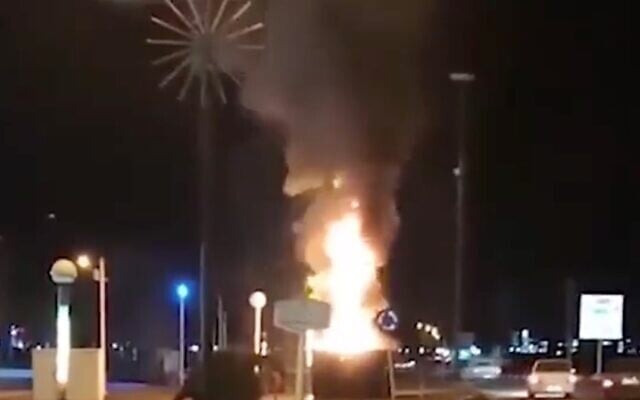 Screen capture from video of a statute of slain Iranian commander Qassem Soleimani that was set on fire in the Iranian city of Shahrekord, on January 5, 2022. (Screenshot/Twitter) Screen capture from video of a statute of slain Iranian commander Qassem Soleimani that was set on fire in the Iranian city of Shahrekord, on January 5, 2022. (Screenshot/Twitter)