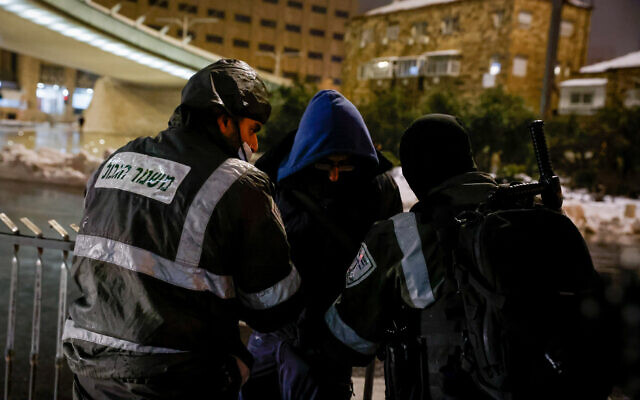 Illustrative: Police clash with Israelis protesting the death of Ahuvia Sandak, at the entrance to Jerusalem, January 27, 2022. (Olivier Fitoussi/Flash90) Illustrative: Police clash with Israelis protesting the death of Ahuvia Sandak, at the entrance to Jerusalem, January 27, 2022. (Olivier Fitoussi/Flash90)