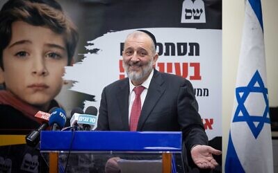 Shas party leader Aryeh Deri announces he will not be leaving public life, a day after he was sentenced for tax offenses, during a press conference at the Knesset, in Jerusalem, on February 2, 2022. (Yonatan Sindel/Flash90)