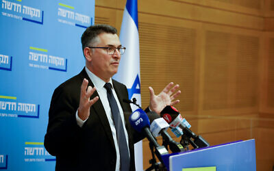 Justice Minister Gideon Sa'ar leads a faction meeting at the Knesset on February 7, 2022. (Olivier Fitoussi/Flash90)
