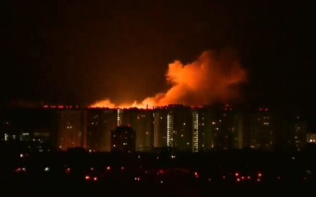 A large explosion is seen in Kyiv on February 28, 2022. (Screencapture/Twitter) A large explosion is seen in Kyiv on February 28, 2022. (Screencapture/Twitter)