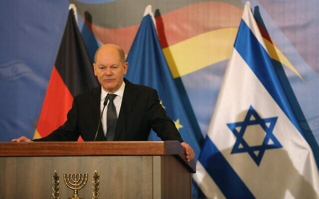 German Chancellor Olaf Scholz gives a joint press conference with the Israeli prime minister at the King David Hotel in Jerusalem on March 2, 2022. (GIL COHEN-MAGEN / POOL / AFP) German Chancellor Olaf Scholz gives a joint press conference with the Israeli prime minister at the King David Hotel in Jerusalem on March 2, 2022. (GIL COHEN-MAGEN / POOL / AFP)