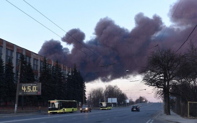 Smoke rises after an explosion in the western Ukrainian city of Lviv, on March 18, 2022 (Yuriy Dyachyshyn/AFP) Smoke rises after an explosion in the western Ukrainian city of Lviv, on March 18, 2022 (Yuriy Dyachyshyn/AFP)