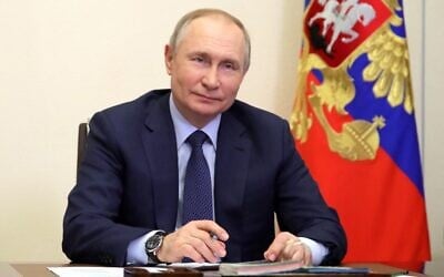 Russian President Vladimir Putin holds a meeting with winners of state culture prizes via a video link at the Novo-Ogaryovo state residence outside Moscow on March 25, 2022 (Mikhail KLIMENTYEV / SPUTNIK / AFP)