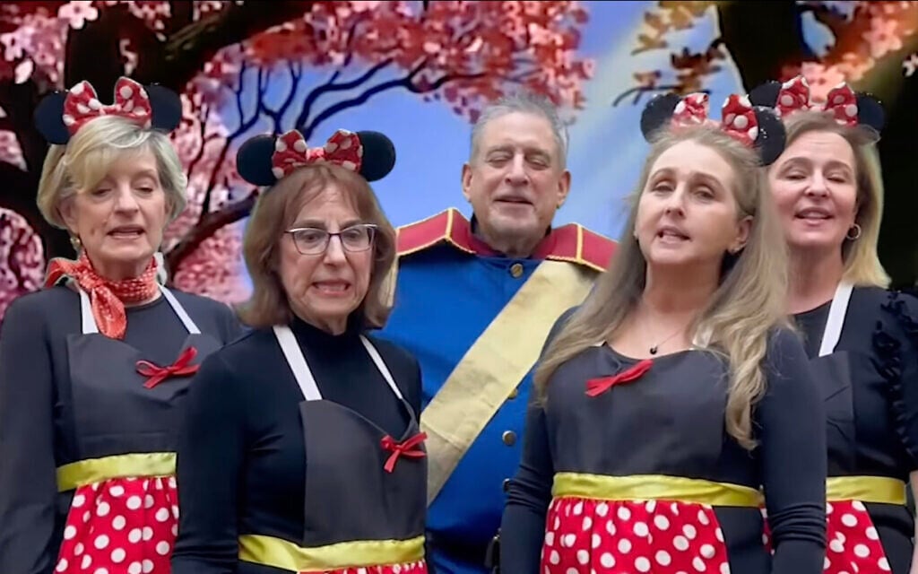 Screenshot from Temple Sinai's "Zip-a-Dee-Doo-Dah" Purim parody. (Courtesy of Temple Sinai/ via JTA)