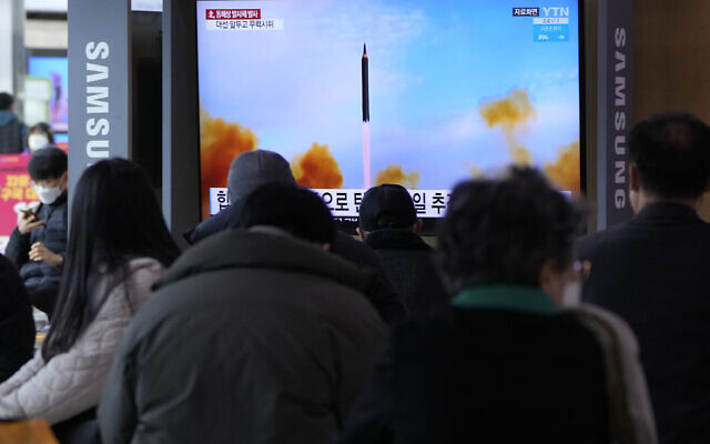 People watch a TV showing a file image of North Korea's missile launch during a news program at the Seoul Railway Station in Seoul, South Korea, Saturday, March 5, 2022 (AP Photo /Ahn Young-joon) People watch a TV showing a file image of North Korea's missile launch during a news program at the Seoul Railway Station in Seoul, South Korea, Saturday, March 5, 2022 (AP Photo /Ahn Young-joon)