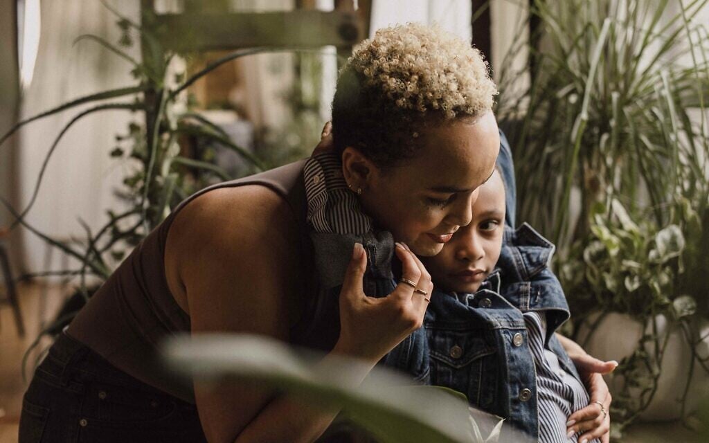 Asha Allen-Silverstein and son Sage Pearce photographed for the 'Periphery' exhibition at UJA Toronto. (Liat Aharoni)