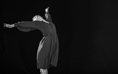Batsheva dancers in 'Purple Fugue,' choreographed by Bobbi Jene Smith and Or Schraiber, being performed March 18-23, 2022 (Courtesy Ascaf)