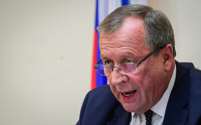 Russian Ambassador to Israel Anatoly Viktorov gives a statement to the media at the Russian Consulate in Tel Aviv, on March 3, 2022. (Avshalom Sassoni‎‏/Flash90)