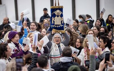 Members of the Women of the Wall, Conservative and Reform Movements  hold Rosh Hodesh prayers at the Western Wall in Jerusalem Old City, March 4, 2022. (Yonatan Sindel/Flash90)
