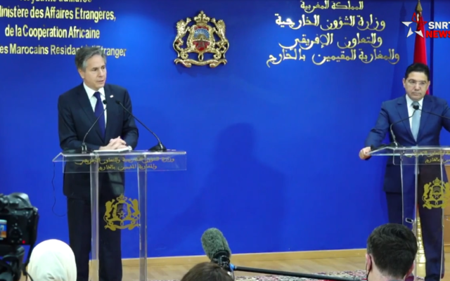 Moroccan Foreign Minister Nasser Bourita (R) and US Secretary of State Antony Blinken (L) speak at a press conference in Rabat, Morocco, on March 29, 2022. (Video screenshot)