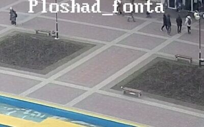 Video posted an official in Ukrainian President Volodymyr Zelensky’s office said to show Russian troops kidnapping the mayor of the captured city of Melitopol, Ivan Fedorov, on March 11, 2022. (Screen capture: Twitter)