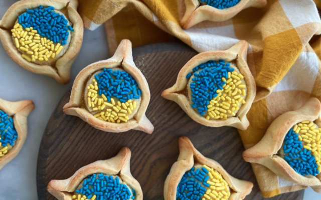 Jamie Wei sells hamantaschen with the colors of the Ukrainian flag. (chopsticksmeetfork/Instagram via JTA) Jamie Wei sells hamantaschen with the colors of the Ukrainian flag. (chopsticksmeetfork/Instagram via JTA)