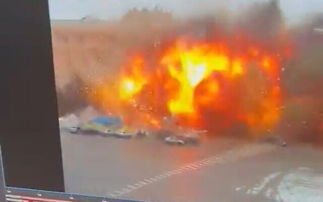 Screen grab of footage said to show an explosion after Russia targets a local government building in Kharkiv, Ukraine, March 1, 2022 (Screen grab/Twitter) Screen grab of footage said to show an explosion after Russia targets a local government building in Kharkiv, Ukraine, March 1, 2022 (Screen grab/Twitter)