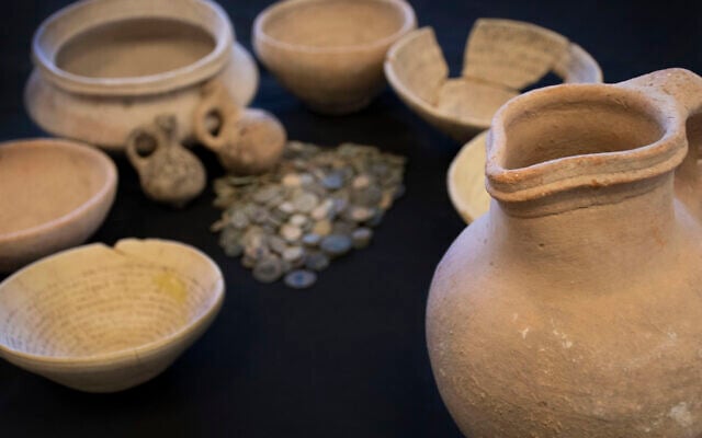 Artifacts that were seized from an alleged illegal antiquities' dealer's home in Jerusalem (Yoli Schwartz, Israel Antiquities Authority)
