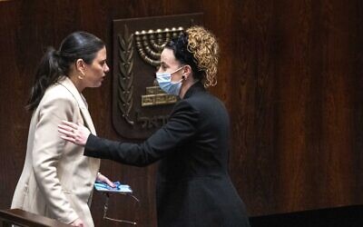 Ayelet Shaked (L) and Idit Silman (R) at the Knesset on March 10, 2022 (Olivier Fitoussi/Flash90)