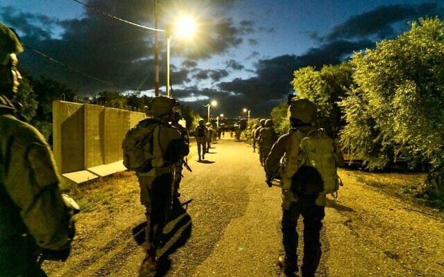 IDF soldiers are seen operating in the West Bank, on April 13, 2022. (Israel Defense Forces) IDF soldiers are seen operating in the West Bank, on April 13, 2022. (Israel Defense Forces)