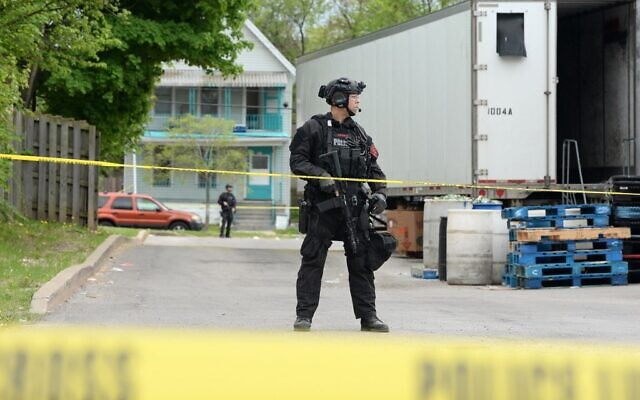 Buffalo Police on scene at a Tops Friendly Market on May 14, 2022 in Buffalo, New York (John Normile / GETTY IMAGES NORTH AMERICA / Getty Images via AFP)