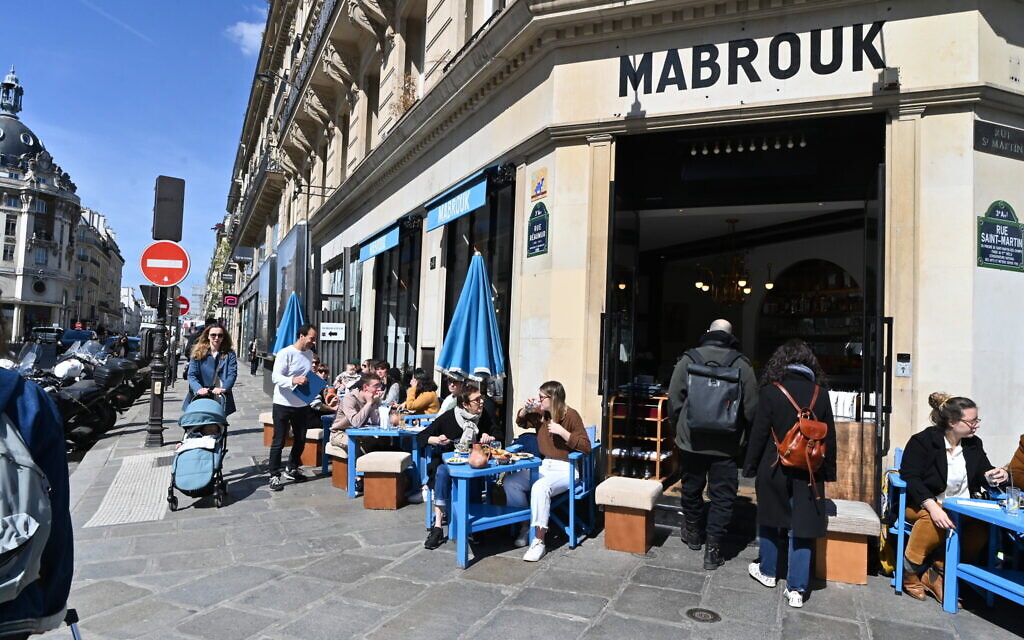 Mabrouk — whose name is an Arabic-language greeting that is said to congratulate someone on an achievement — looks nothing like the typical couscous eateries that dot Paris. (Cnaan Liphshiz/ JTA)