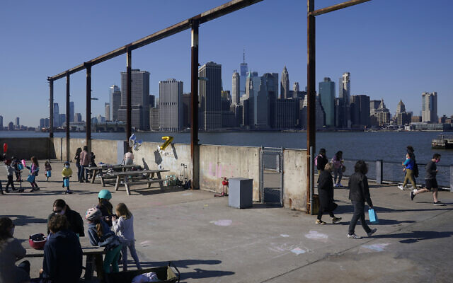 Illustrative: A view of the Manhattan skyline from the Brooklyn waterfront, March 21, 2021, in New York. (Seth Wenig/AP) Illustrative: A view of the Manhattan skyline from the Brooklyn waterfront, March 21, 2021, in New York. (Seth Wenig/AP)