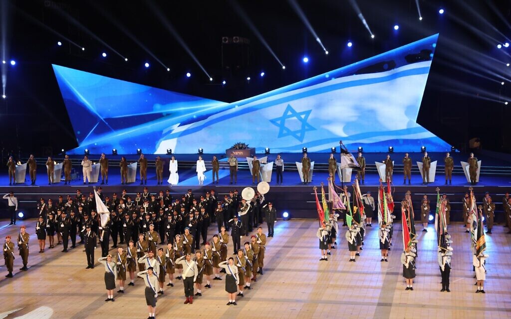 Soldiers at the 74th Independence Day ceremony, held at Mount Herzl, Jerusalem on May 04, 2022 (Yonatan Sindel/Flash90) Soldiers at the 74th Independence Day ceremony, held at Mount Herzl, Jerusalem on May 04, 2022 (Yonatan Sindel/Flash90)