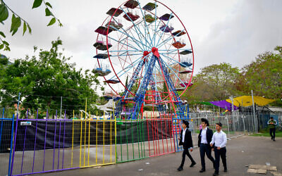 The scene where three people were murdered in a terrorist attack in Elad, on May 6, 2022. (Avshalom Sassoni/Flash90)