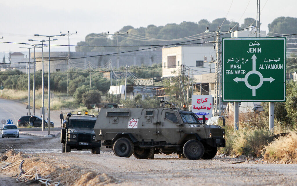Palestinians clash with Israeli soldiers in the village of Al-Sila Al-Harithi, near the West Bank city of Jenin, May 7, 2022. (Nasser Ishtayeh/Flash90)