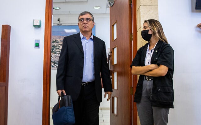Shlomo Filber arrives in court for the trial of Benjamin Netanyahu at the District Court in Jerusalem, May 10, 2022 (Oren Ben Hakoon/POOL) Shlomo Filber arrives in court for the trial of Benjamin Netanyahu at the District Court in Jerusalem, May 10, 2022 (Oren Ben Hakoon/POOL)
