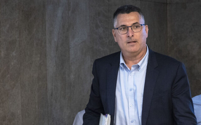 Justice Minister Gideon Sa'ar arrives at a cabinet meeting at the Prime Minister's Office in Jerusalem on May 22, 2022. (Olivier Fitoussi/Flash90) Justice Minister Gideon Sa'ar arrives at a cabinet meeting at the Prime Minister's Office in Jerusalem on May 22, 2022. (Olivier Fitoussi/Flash90)