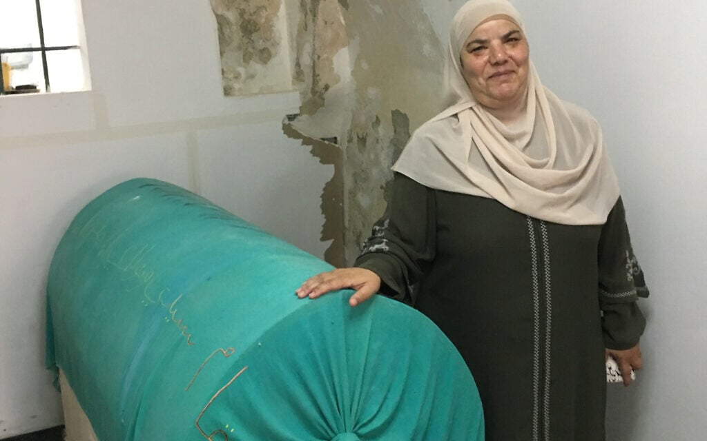 Maysoon al-Maslohi at the supposed tomb of Abu Madyan in the Zawiya al-Magharba near Bab al-Silsila in Jerusalem's Old City. (Matthew Teller)