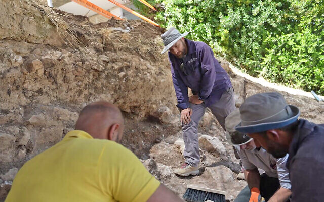 Excavations at Jerusalem's Armon Hanatziv neighborhood Low-Level Aqueduct. (Yaniv Berman, Israel Antiquities Authority)