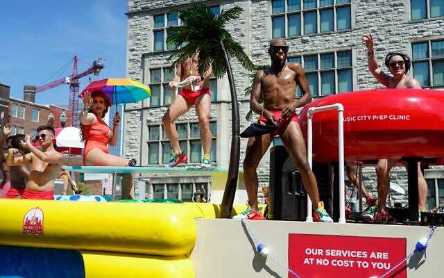 Participants attend the Nashville Pride parade on June 25, 2022 in Nashville, Tennessee. (Mickey Bernal / GETTY IMAGES NORTH AMERICA / Getty Images via AFP) Participants attend the Nashville Pride parade on June 25, 2022 in Nashville, Tennessee. (Mickey Bernal / GETTY IMAGES NORTH AMERICA / Getty Images via AFP)