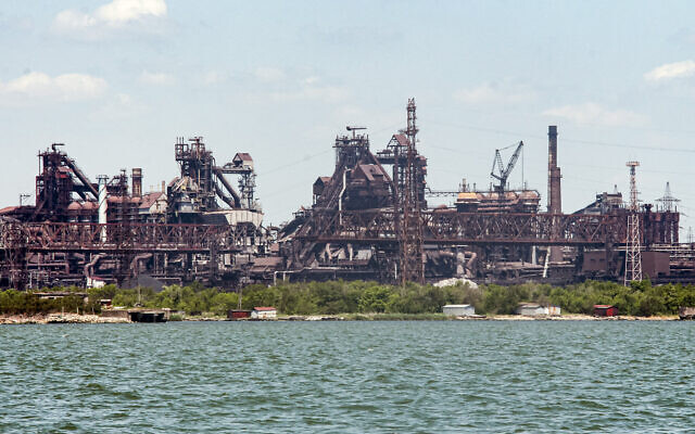 The Metallurgical Combine Azovstal, damaged during fighting, is seen from the Mariupol Sea Port in Mariupol, in territory under the government of the Donetsk People's Republic, eastern Ukraine, May 30, 2022. (AP Photo) The Metallurgical Combine Azovstal, damaged during fighting, is seen from the Mariupol Sea Port in Mariupol, in territory under the government of the Donetsk People's Republic, eastern Ukraine, May 30, 2022. (AP Photo)