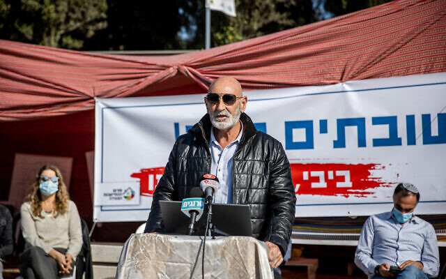David Elhayani, Yesha Council chairman, speaks during a press conference outside the Prime Minister's Office in Jerusalem, January 4, 2020. (Yonatan Sindel/Flash90) David Elhayani, Yesha Council chairman, speaks during a press conference outside the Prime Minister's Office in Jerusalem, January 4, 2020. (Yonatan Sindel/Flash90)