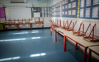 Illustrative: An empty classroom in the Beit Hakerem neighborhood of Jerusalem on February 10, 2021. (Yonatan Sindel/Flash90)