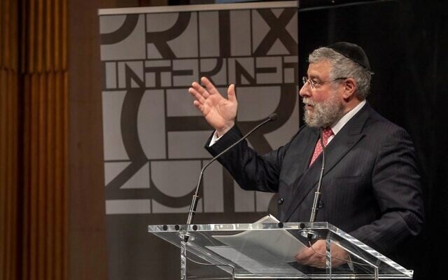 Rabbi Pinchas Goldschmidt delivers a speech in Paris, France on Oct. 10, 2018. (Conference of European Rabbis via JTA) Rabbi Pinchas Goldschmidt delivers a speech in Paris, France on Oct. 10, 2018. (Conference of European Rabbis via JTA)